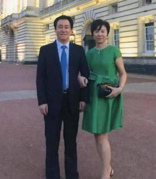 日本老婆为了丈夫和上司