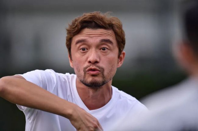 筱崎爱裸乳照无奶罩